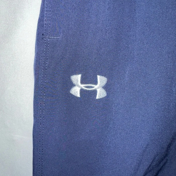 Under  armour Size M - Picture 4 of 8